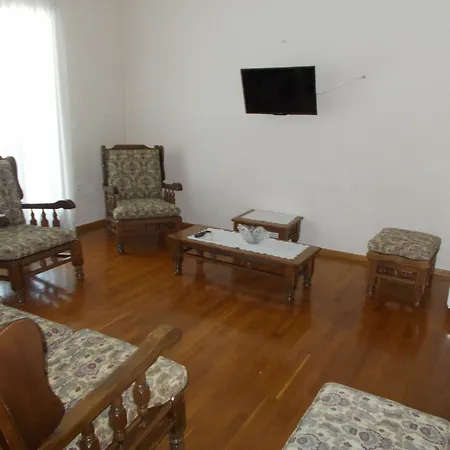Hotel Iris Apolpaina